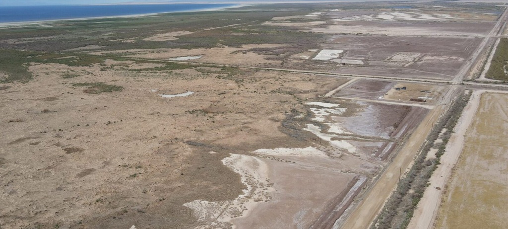 aerial view of salton sea dry land