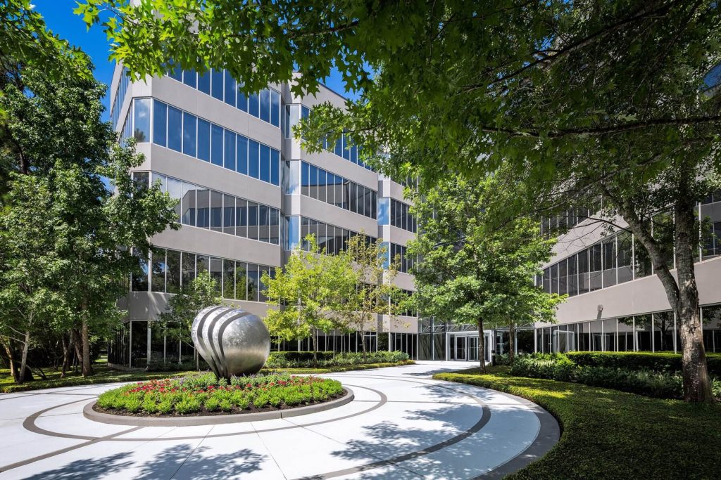 Houston office building with front walkway